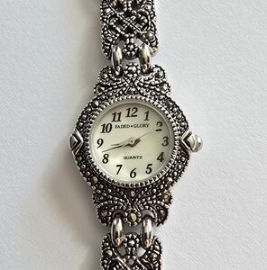 Ladies watch silver tone Faded Glory faux marcasite bracelet quartz wristwatch